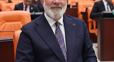 AK Parti'li Yenişehirlioğlu: "Gördes'te yaralar sarılıyor"