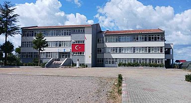 Alaçam'da ilkokul ve ortaokul öğrencileri birbirinden ayrılıyor