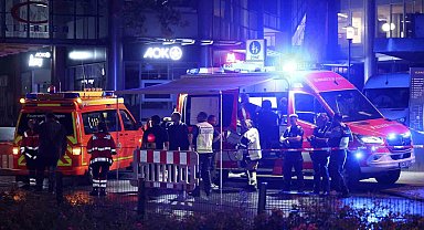 Almanya'da festivalde bıçaklı saldırı: 3 ölü, 8 yaralı