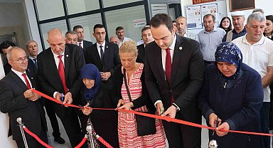 Aslanapa Hükümet Konağına şehitler köşesi