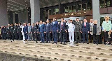 Atatürk'ün Zonguldak'a gelişi kutlandı