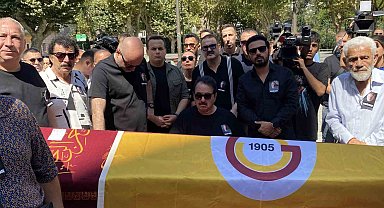 Aydemir Akbaş'a Galatasaray Lisesi'nde tören