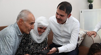 Bakan Kurum o anları paylaştı! Cumhurbaşkanı Erdoğan, 78 yaşındaki Adıyamanlı depremzedeyle telefonla görüştü