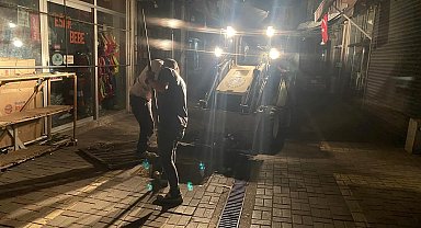 Bartın'da taşkınlara karşı yağmur suyu ızgaraları temizlendi