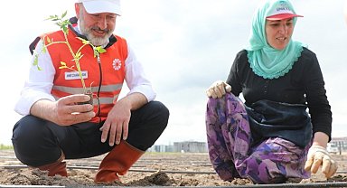 Başkan Çolakbayrakdar, "Kentin kalbinde tarım ile Türkiye için ilham verici bir model olduk"