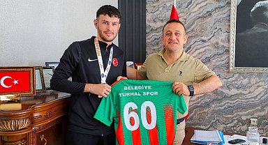 Başkan Ural, Avrupa üçüncüsü Mehmet Genç'i ağırladı