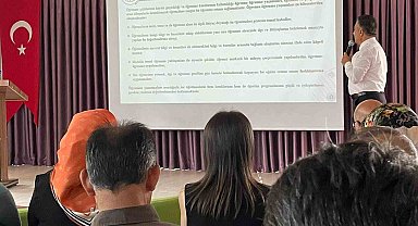 Bayburt'ta Türkiye Yüzyılı Maarif Modeli tanıtım ve bilgilendirme toplantısı yapıldı