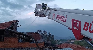 Belediye müdürünün evine yıldırım düştü