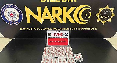 Bilecik'te aranan araçta çok sayıda uyuşturucu madde ele geçirildi