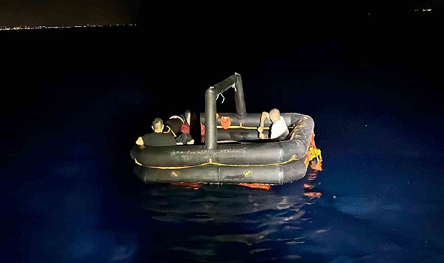 Bodrum'da 59 düzensiz göçmen kurtarıldı, 25'i yakalandı