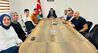 Bozdoğan Kaymakamı Ata, LGS'de başarı elde eden öğrencileri ağırladı