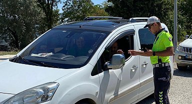 Bozüyük'teki trafik uygulamalarında 651 araç sürücüsüne 754 bin 558 TL trafik cezası