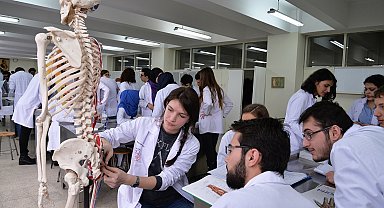 BUÜ'ye 81 ilden öğrenci geldi