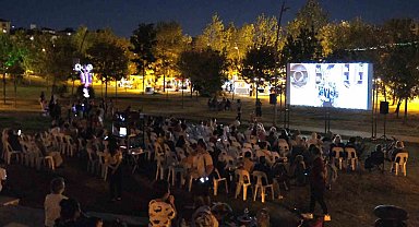 Büyükçekmece'de 'Yaz Sinema Günleri'ne vatandaştan yoğun ilgi