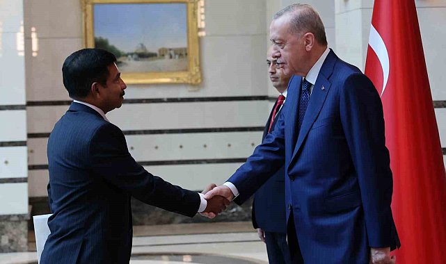 Büyükelçilerden Cumhurbaşkanı Erdoğan'a güven mektubu