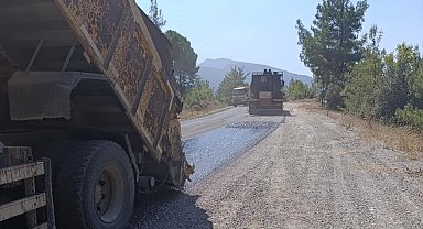 Büyükşehir, Andırın kırsalında ulaşım atağını sürdürüyor