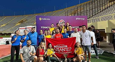 Büyükşehir Belediye Spor Kulübü'nden atletizmde tarihi başarı