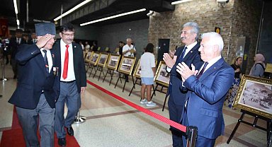 Büyükşehir'den 'Hepimizin Zaferi' fotoğraf sergisi