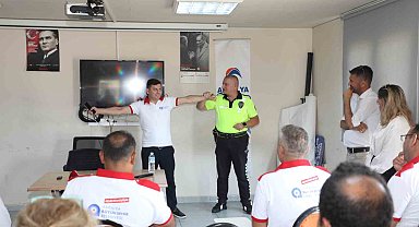 Büyükşehir'den toplu taşıma sürücülerine trafik eğitimi