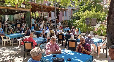 Çınarcık'ta depremzedeler unutulmadı
