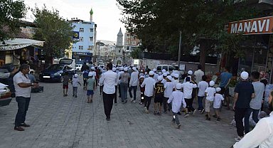Dicle'de 'Hayat Namazla Güzeldir' etkinliği düzenlendi