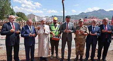 Diyanet İşleri Başkanı Erbaş, Tunceli'de cami temeli attı