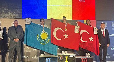 Diyarbakırlı Zührenaz, Dünya Bilek Güreşi Şampiyonası'nda iki madalya kazandı