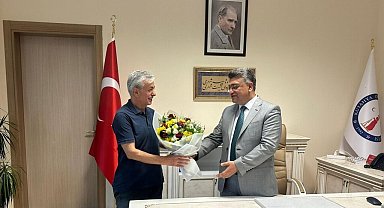 DPÜ'de ilahiyat ve fen edebiyat fakültelerine yeni dekanlar atandı