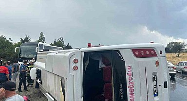 Düğün yoluna meydana gelen kazada yaralanan 1 kişi öldü
