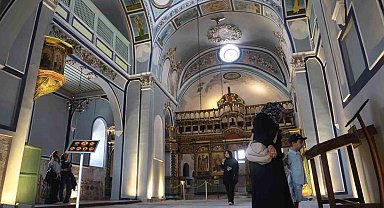 Dünyada ayakta duran en eski kilise: Aya Eleni