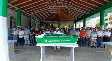 Düştüğü havuzda boğulan minik Duru defnedildi