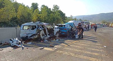 Düzce'de feci kazada ölen ve yaralananların kimlikleri belli oldu