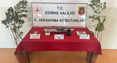 Edirne'de yol kontrol uygulamasında uyuşturucu yakalandı