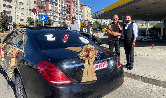 Erzurumlu iş insanından düğün yapan çiftlere gelin arabası desteği