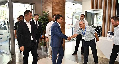 Esenyurt Belediye Başkanı şiddete uğrayan sağlık çalışanlarını evlerinde ve hastanede ziyaret etti