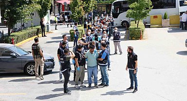 Eskişehir merkezli 11 ilde düzenlenen "Narkoçelik-34" operasyonlarında 103 şüpheli yakalandı, 100'ü tutuklandı