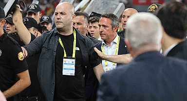 Fenerbahçe Başkanı Ali Koç'a yabancı madde atıldı