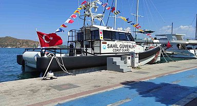 Fethiye'de Sahil Güvenlik Botu ziyaretçilerini ağırladı