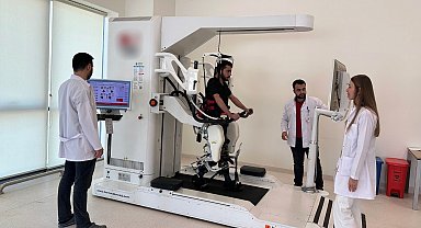 Gaziantep Şehir Hastanesi'ndeki yürüme robotu hastalara umut oluyor