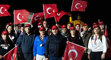 Gölbaşı Belediye Başkanı Odabaşı, zafer yürüyüşüne katıldı