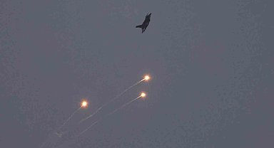 Hizbullah: "İsrail'in kuzeyine 320'den fazla roket fırlattık"