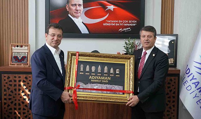 İBB Başkanı İmamoğlu, Adıyaman Belediyesi'ni ziyaret etti