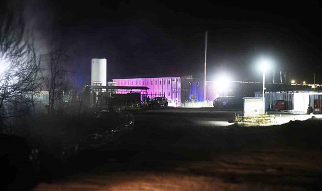 İnşası devam eden bin yataklı hastanede tavan çöktü: İlk belirlemelere göre 13 yaralı