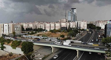 İstanbul'a yağmur bulutları böyle geldi