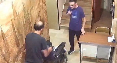 İzmir'de engelli vatandaşın akülü sandalyesini çalan vicdansızlar yakalandı