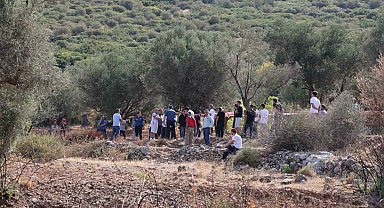 İzmir'de korkunç olay: Bir baba 4 evladından 3'ünü öldürüp, kendini yaraladı. Kendisi ve bir çocuğu yaralı olarak hastaneye kaldırıldı.