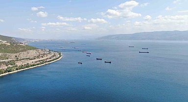 İzmit Körfezi'nde gemi yoğunluğu