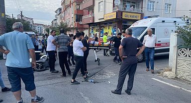 Kamyonet ile motosikletli kurye çarpıştı: 1 yaralı
