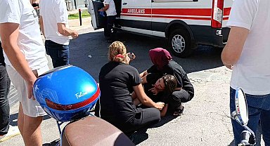 Kamyonete çarpan motosikletin sürücüsü yaralandı