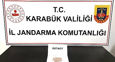 Karabük'te şahsın üzerinde uyuşturucu hap ele geçirildi